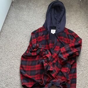 Women’s American eagle red and blue plaid hooded flannel